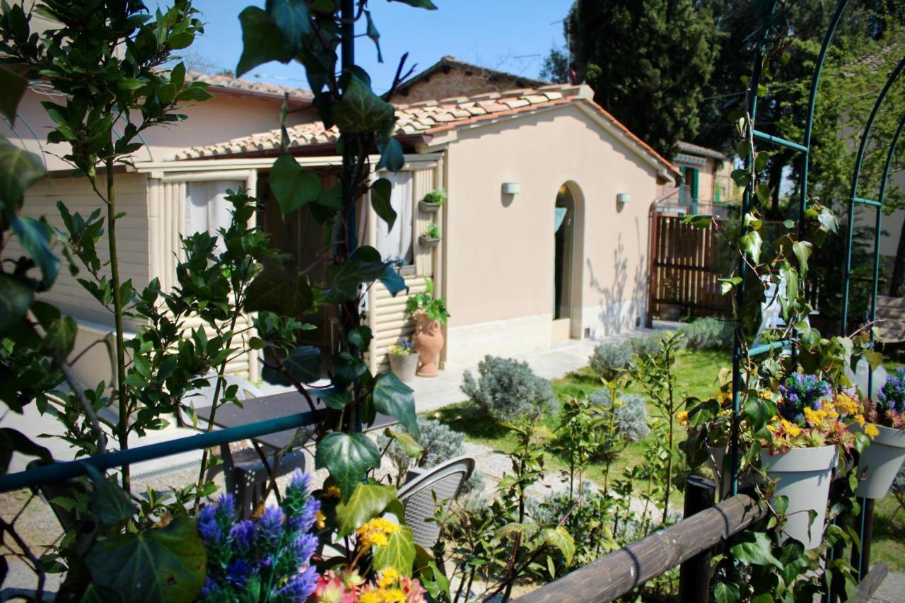 Il Lavandeto - Farmhouse In The City Siena Exterior foto